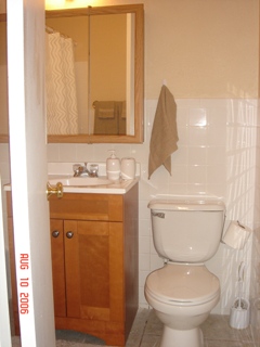 R3 Bathroom 3